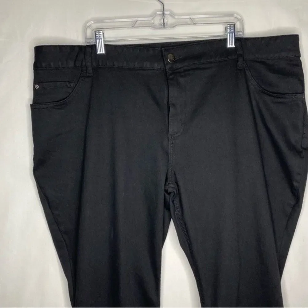 Lee Black 5 Pocket Mid Rise Regular Fit Boot Cut Jeans Plus Size Petite 26WP